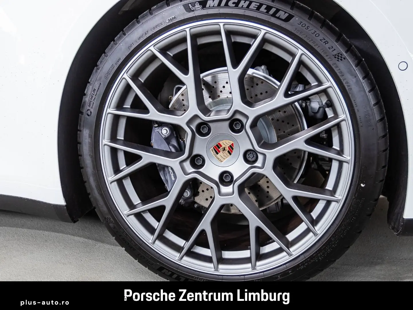 PORSCHE 992 911 Carrera Cabrio Sportabgas Surround-View