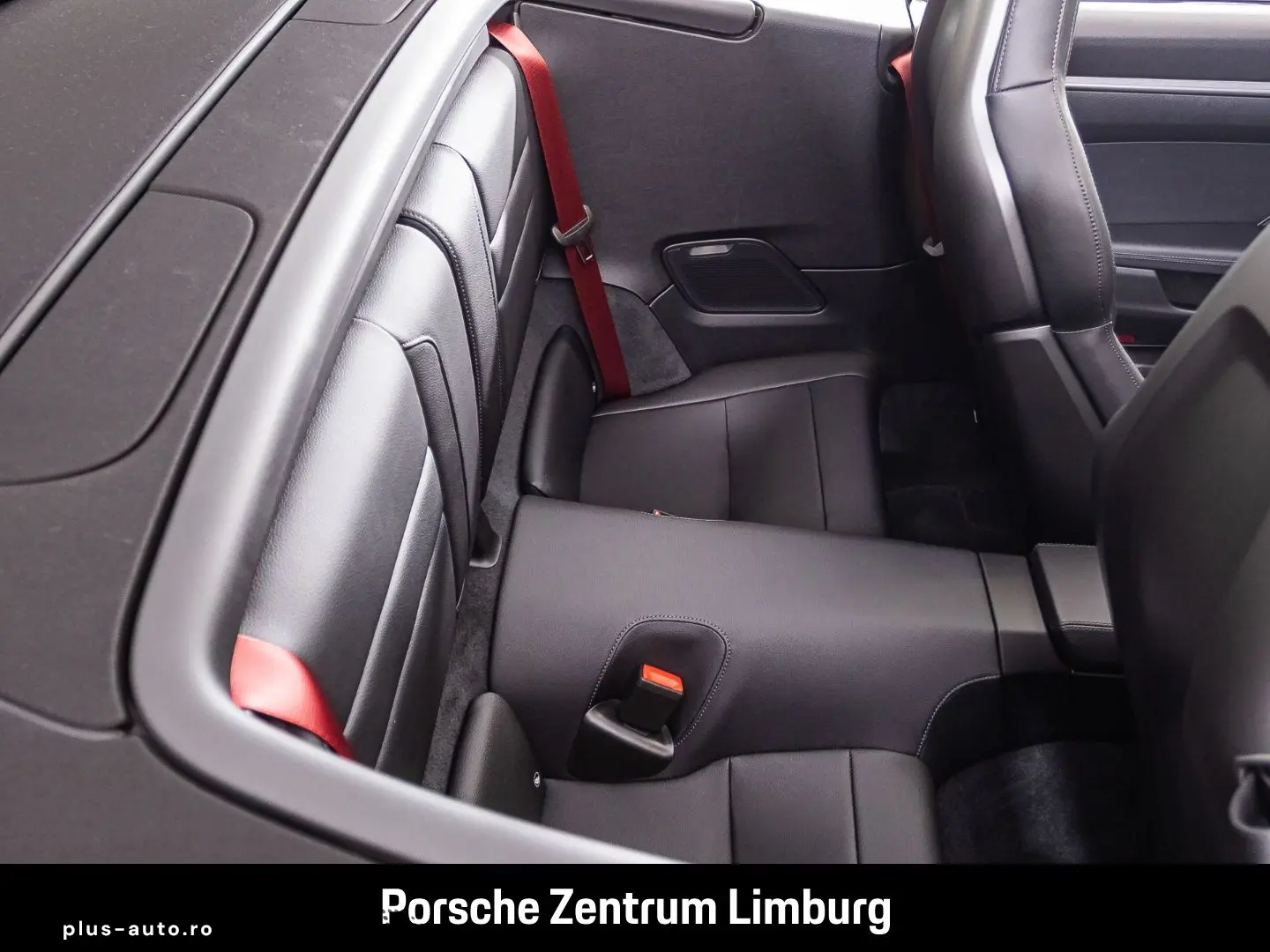 PORSCHE 992 911 Carrera Cabrio Sportabgas Surround-View