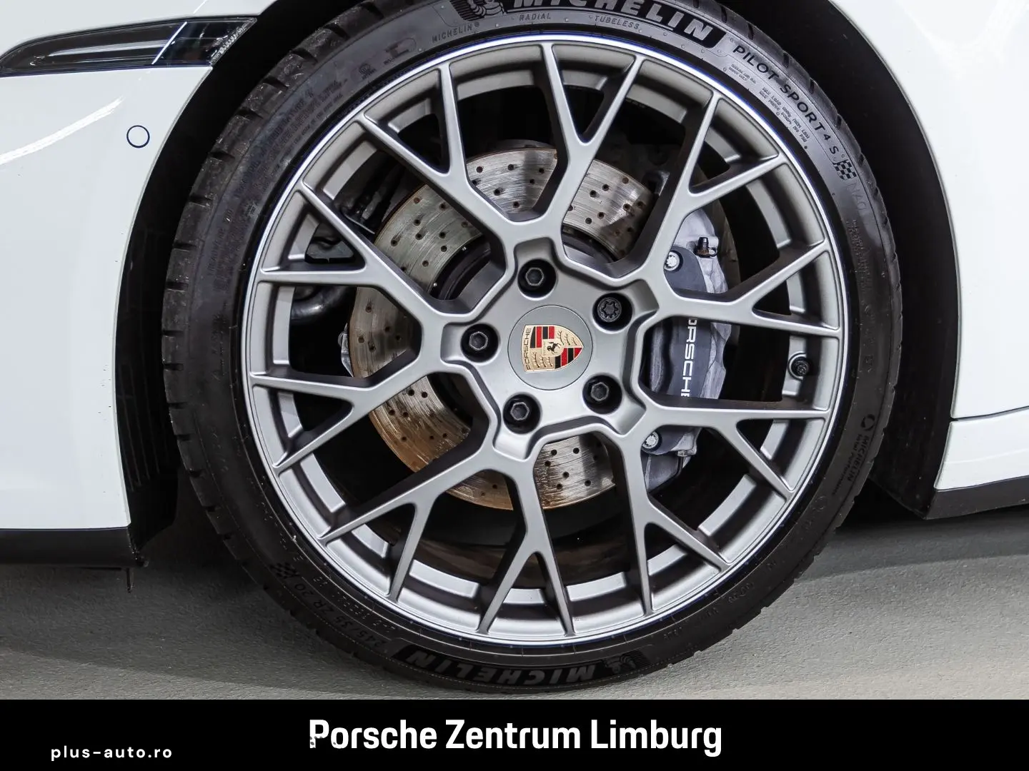 PORSCHE 992 911 Carrera Cabrio Sportabgas Surround-View