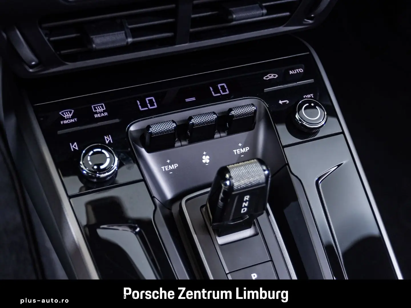 PORSCHE 992 911 Carrera Cabrio Sportabgas Surround-View