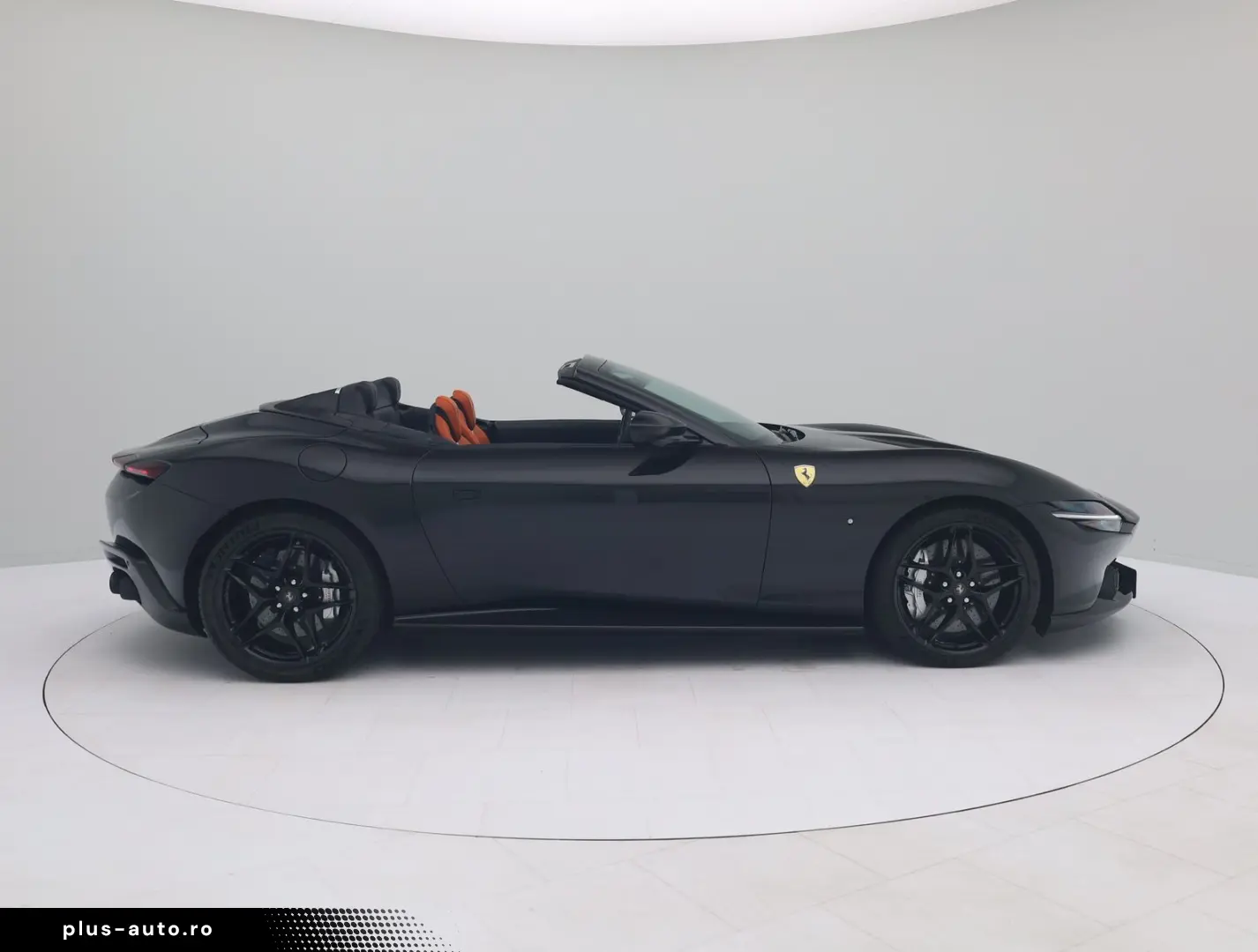 FERRARI Roma Spider - Ferrari Hamburg