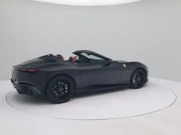 FERRARI Roma Spider - Ferrari Hamburg