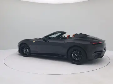 FERRARI Roma Spider - Ferrari Hamburg