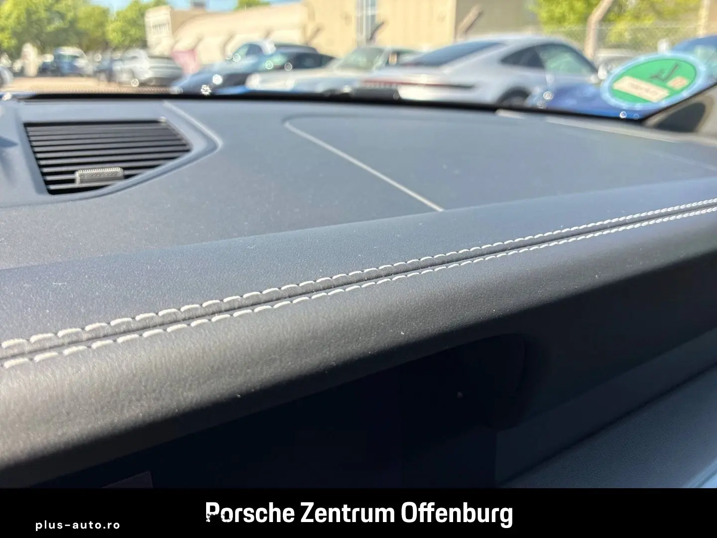 PORSCHE 992 -2 (911) Carrera Cabriolet Navi Memory Bose