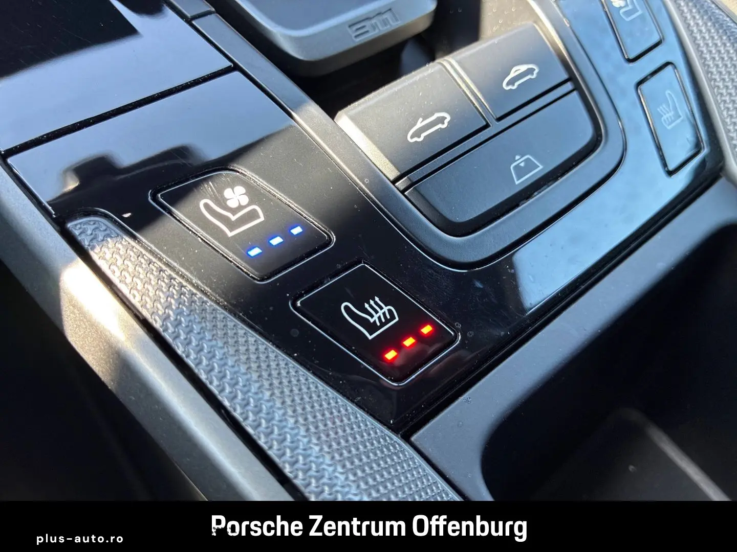 PORSCHE 992 -2 (911) Carrera Cabriolet Navi Memory Bose