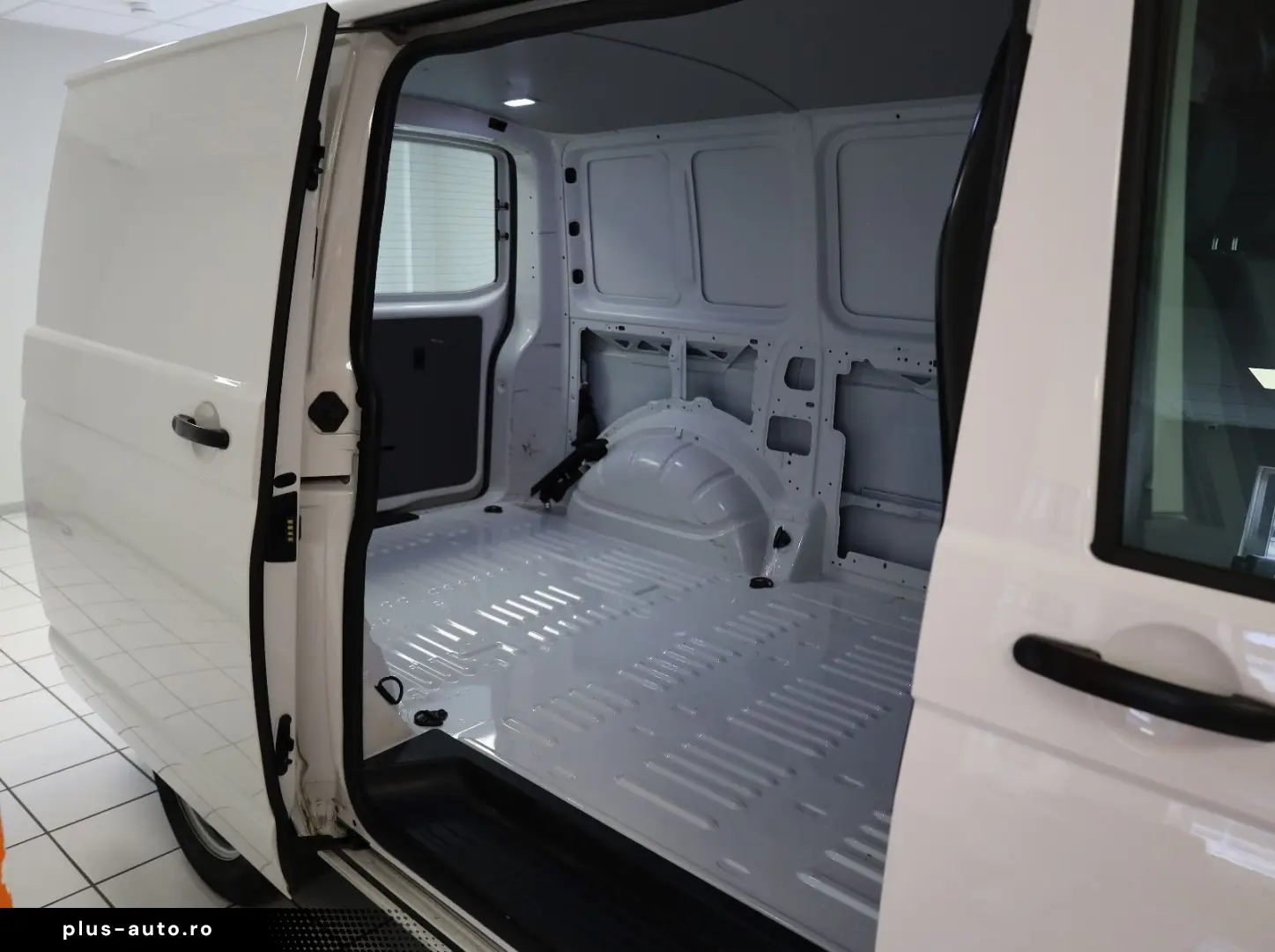 VW T6.1 2.0 TDI DSG Transporter