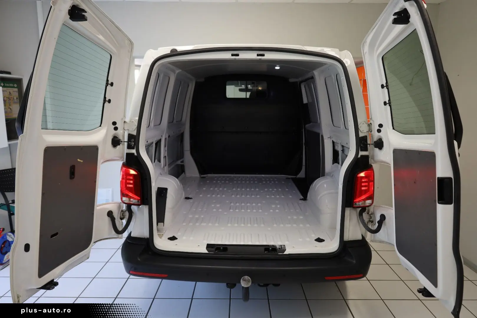 VW T6.1 2.0 TDI DSG Transporter
