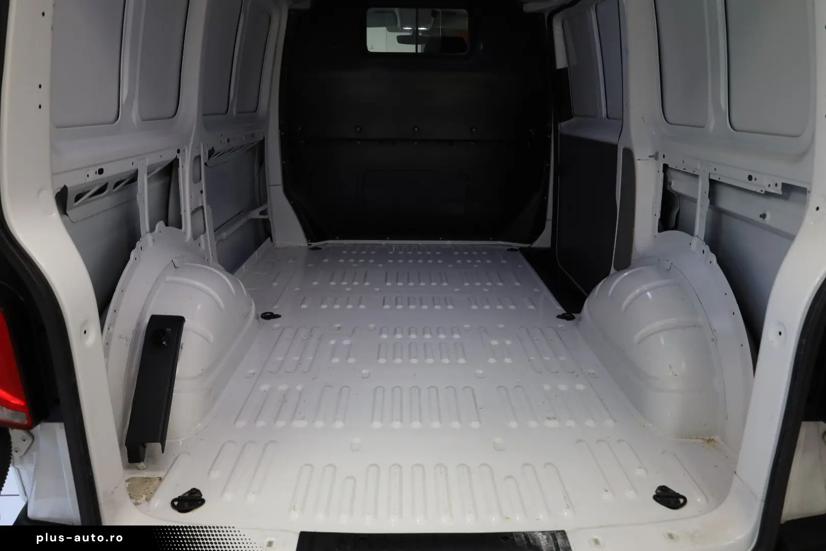 VW T6.1 2.0 TDI DSG Transporter