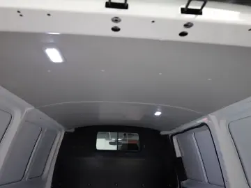 VW T6.1 2.0 TDI DSG Transporter