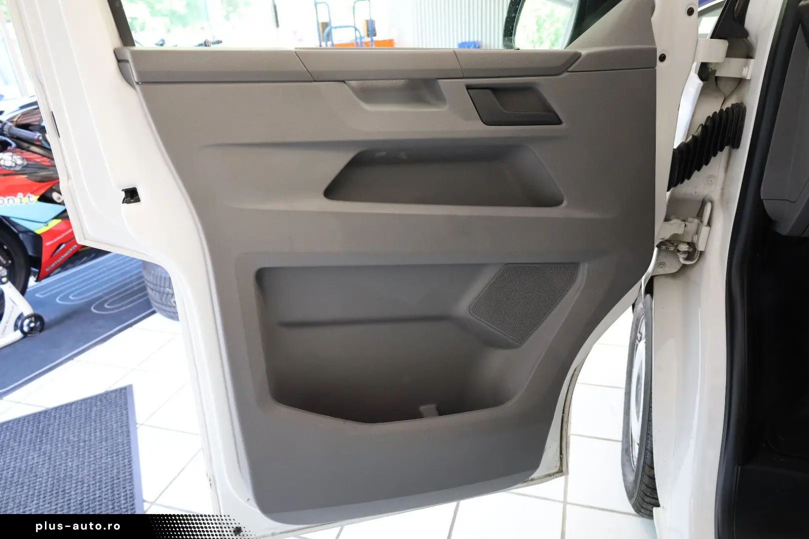 VW T6.1 2.0 TDI DSG Transporter