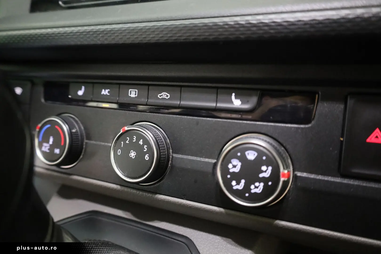 VW T6.1 2.0 TDI DSG Transporter