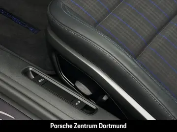 PORSCHE 992 -2 (911) Carrera T Cabriolet BOSE Sportabgas
