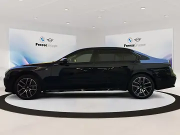 BMW 740d xDrive Limousine 360  STANDHZ HEAD-UP PANO