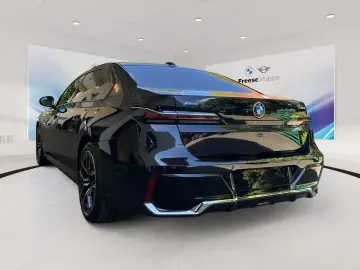 BMW 740d xDrive Limousine 360  STANDHZ HEAD-UP PANO