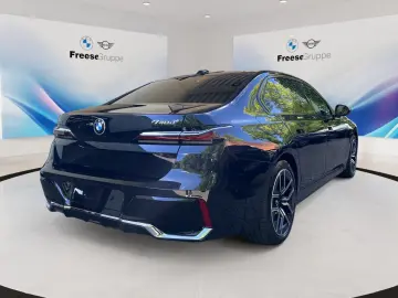 BMW 740d xDrive Limousine 360  STANDHZ HEAD-UP PANO