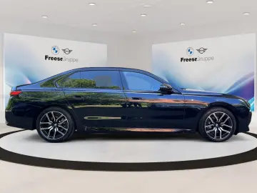 BMW 740d xDrive Limousine 360  STANDHZ HEAD-UP PANO