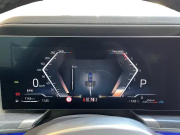 BMW 740d xDrive Limousine 360  STANDHZ HEAD-UP PANO