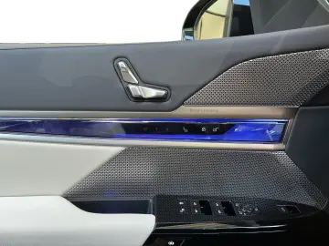 BMW 740d xDrive Limousine 360  STANDHZ HEAD-UP PANO
