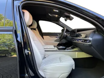 BMW 740d xDrive Limousine 360  STANDHZ HEAD-UP PANO