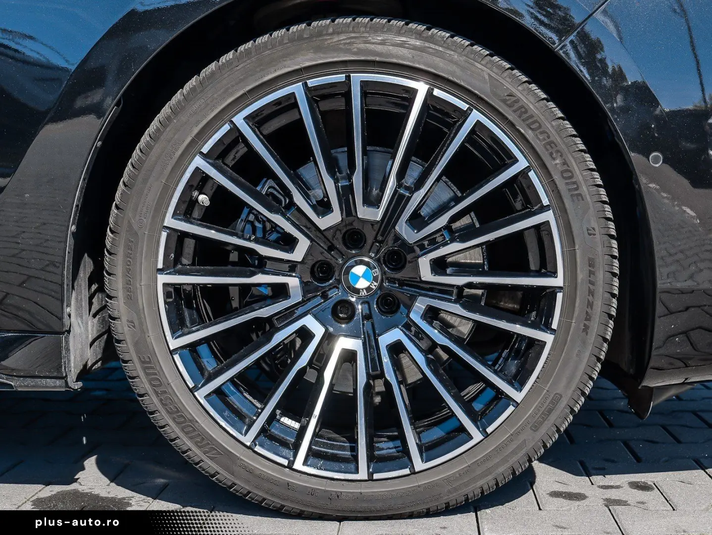 BMW 740d xDrive M Sport HUD PANO ACC 360 KAM RFK TV