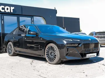 BMW 740d xDrive M Sport HUD PANO ACC 360 KAM RFK TV