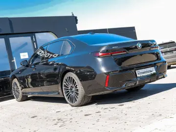 BMW 740d xDrive M Sport HUD PANO ACC 360 KAM RFK TV