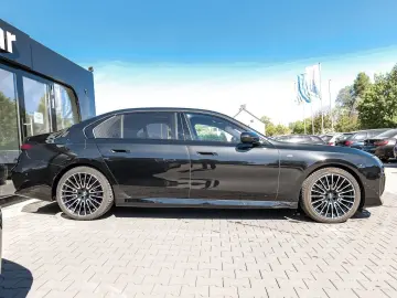 BMW 740d xDrive M Sport HUD PANO ACC 360 KAM RFK TV