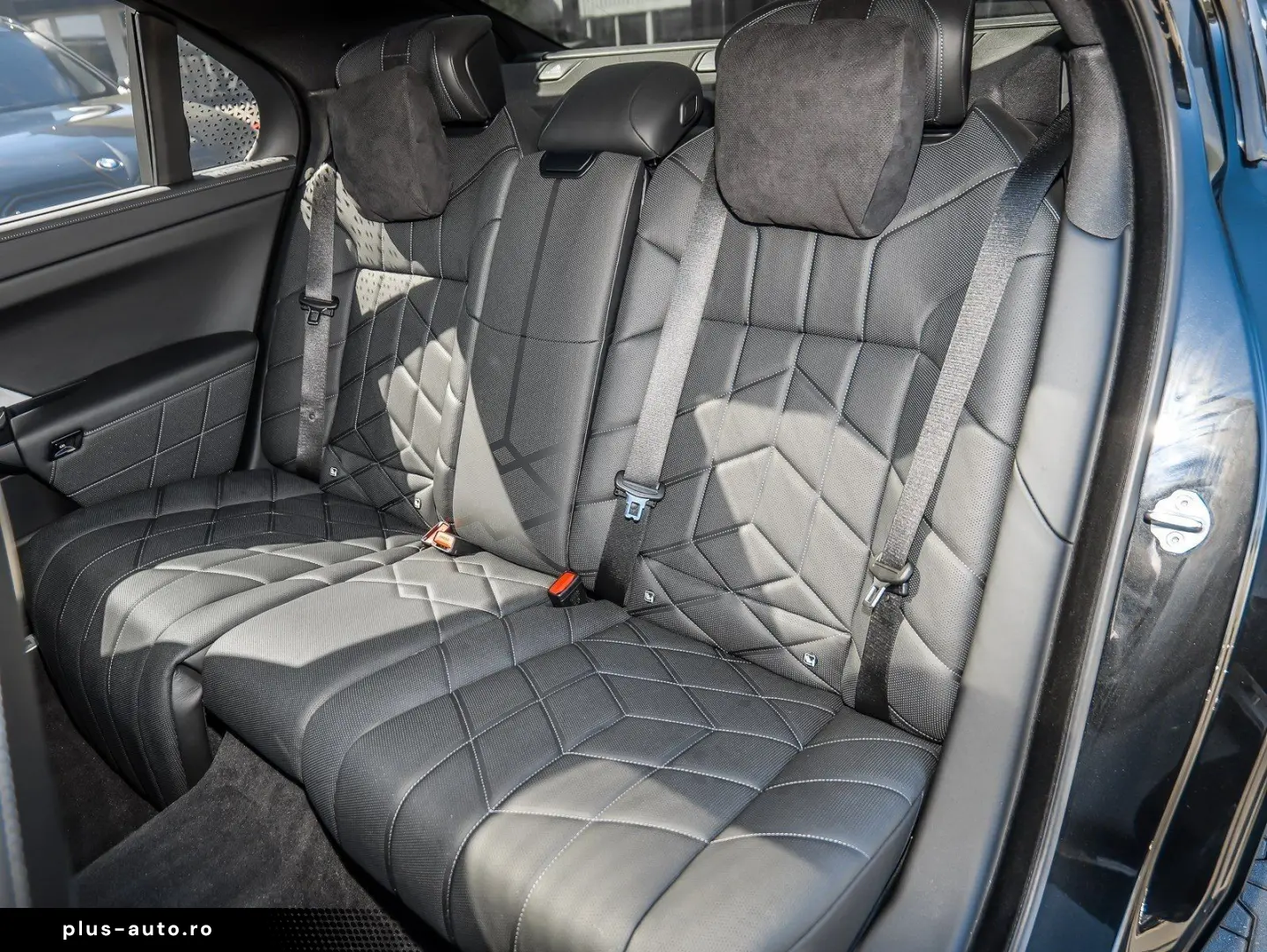 BMW 740d xDrive M Sport HUD PANO ACC 360 KAM RFK TV
