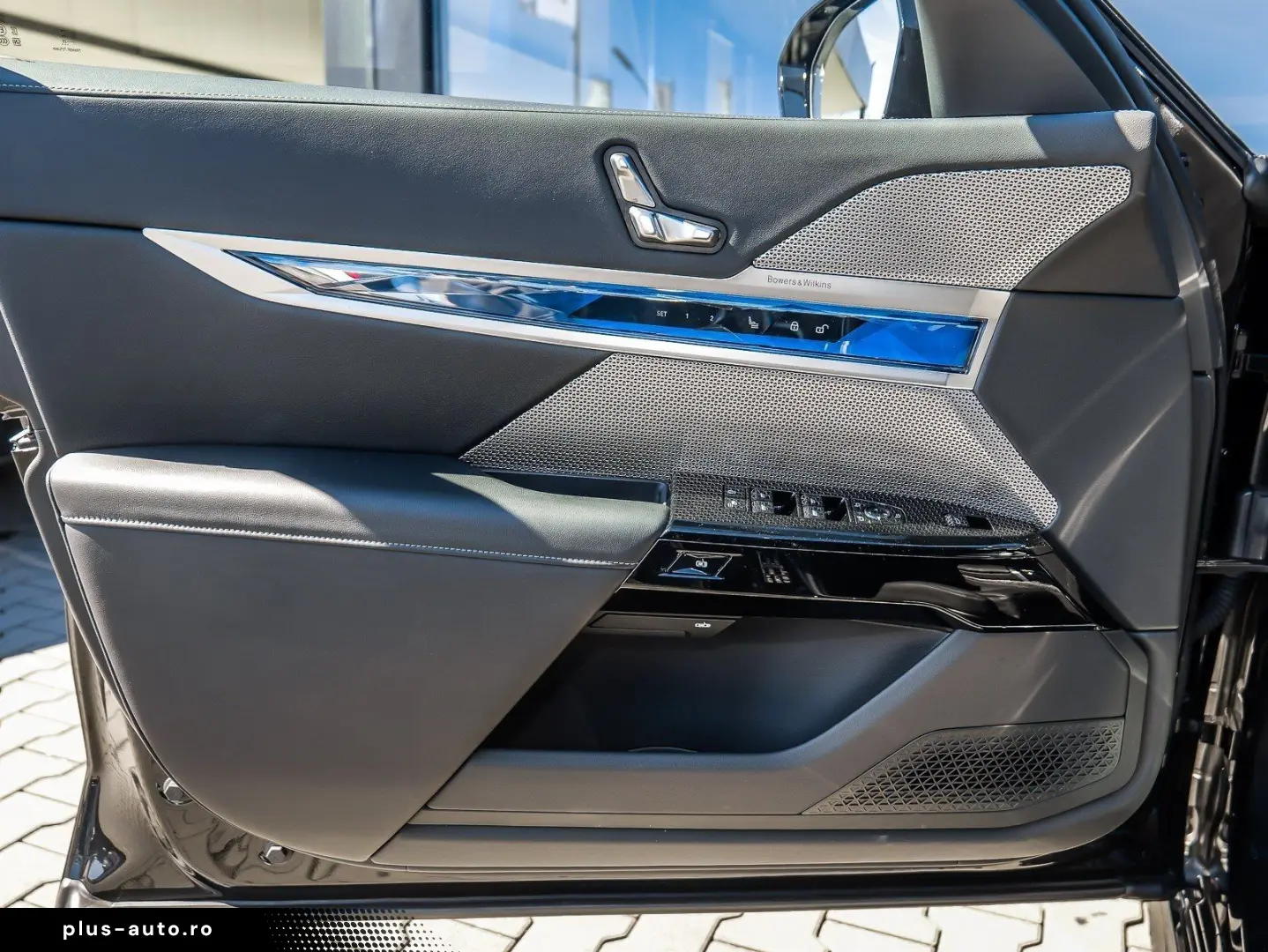 BMW 740d xDrive M Sport HUD PANO ACC 360 KAM RFK TV
