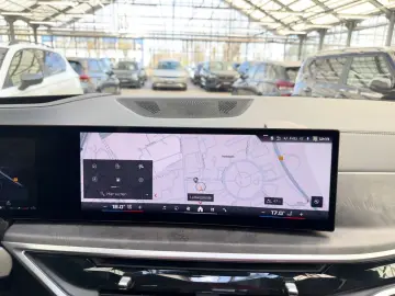 BMW X7 M60i xDrive  M Sport Pano Standhzg
