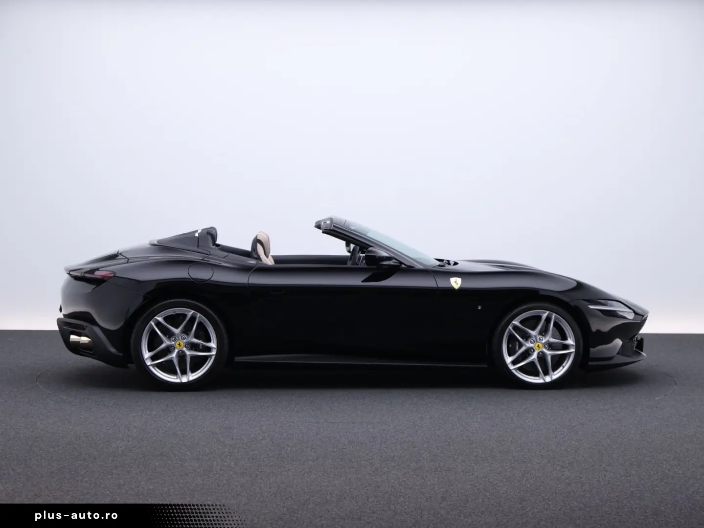 FERRARI Roma Spider      Ferrari Frankfurt