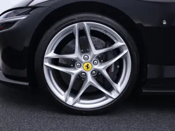 FERRARI Roma Spider      Ferrari Frankfurt