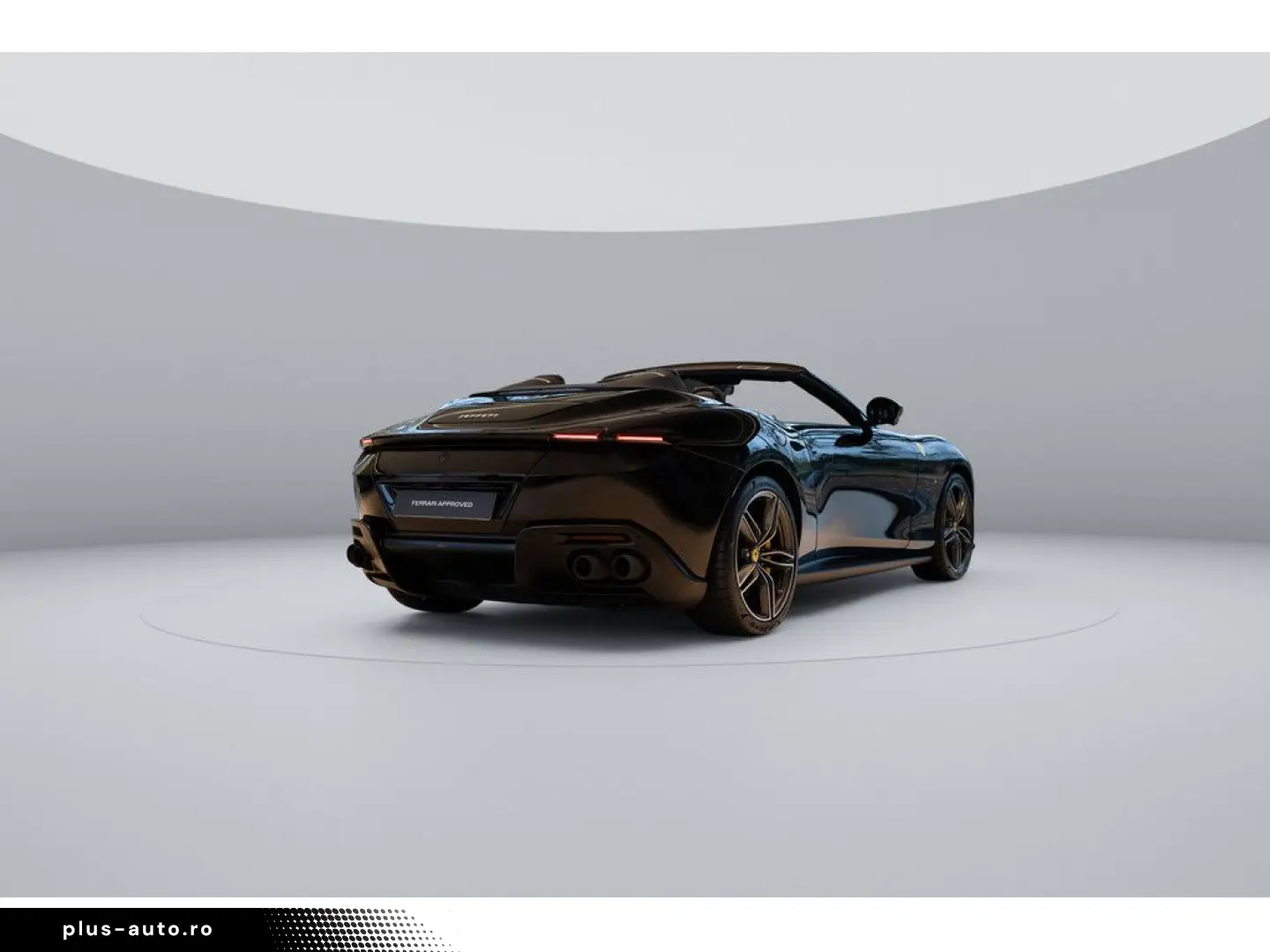FERRARI Roma Spider PDC SHZ LEDER KAMERA NAVI ACC 360