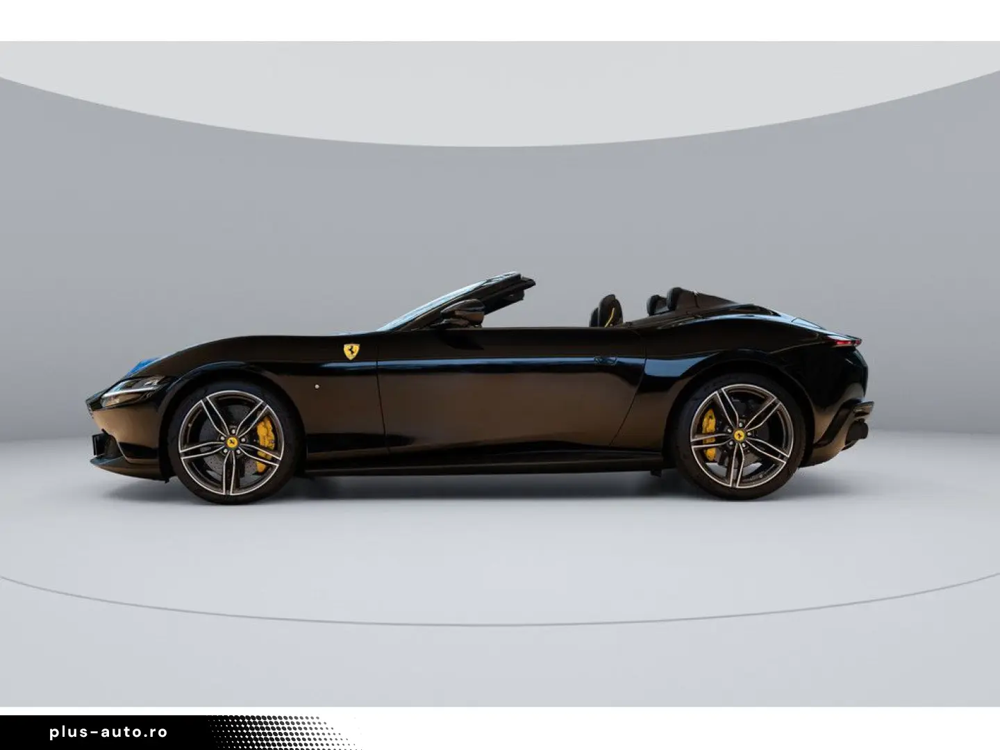 FERRARI Roma Spider PDC SHZ LEDER KAMERA NAVI ACC 360