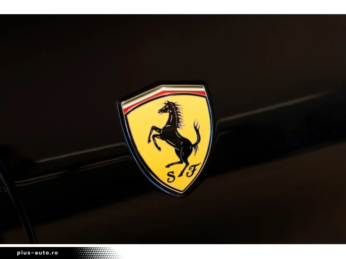 FERRARI Roma Spider PDC SHZ LEDER KAMERA NAVI ACC 360