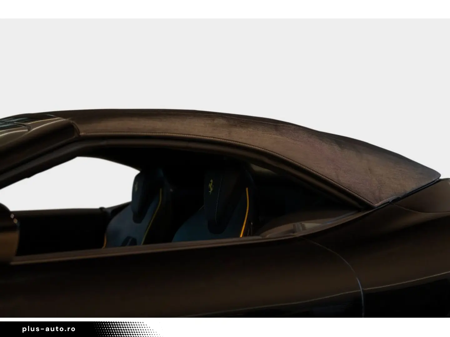 FERRARI Roma Spider PDC SHZ LEDER KAMERA NAVI ACC 360