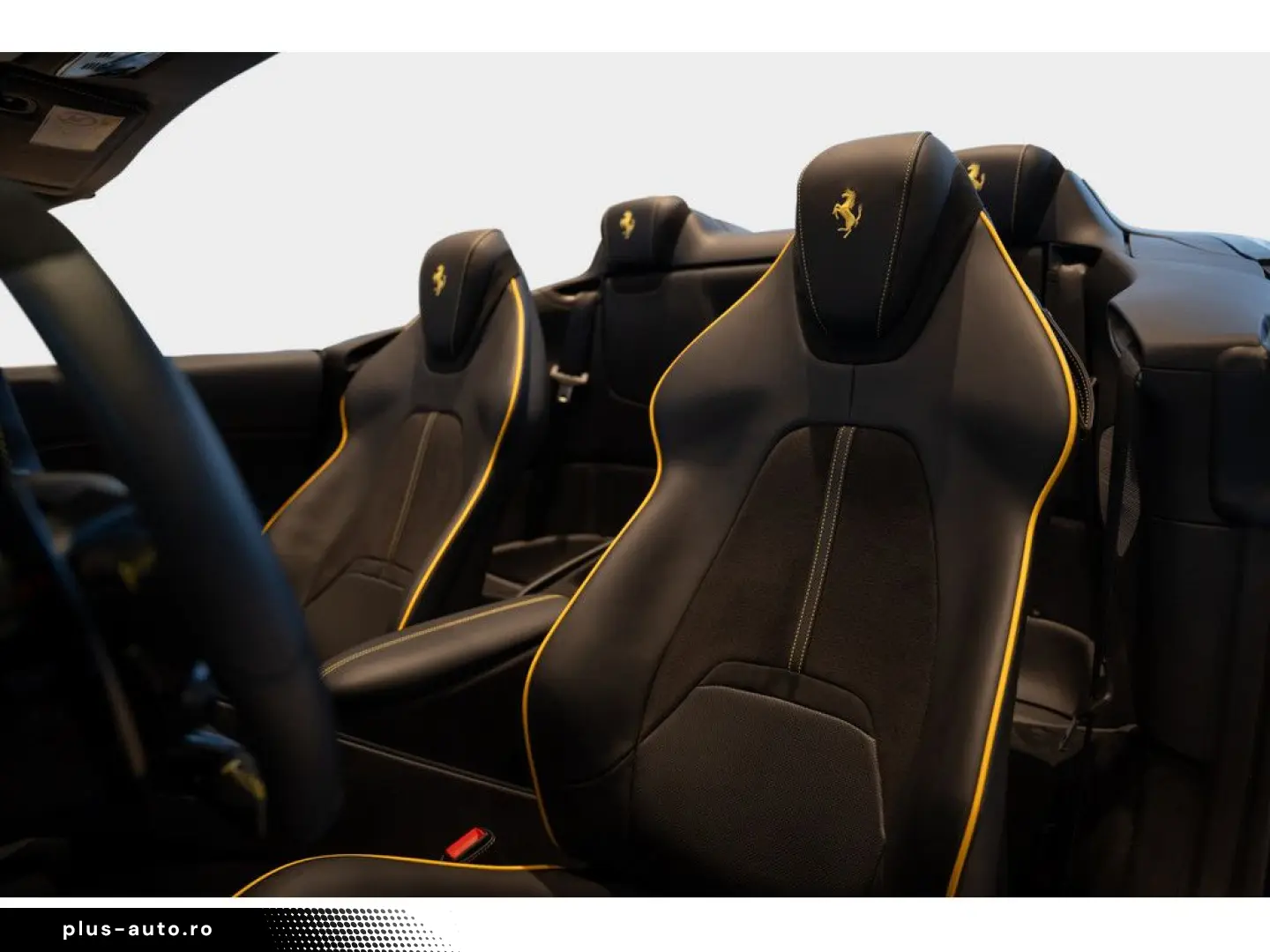 FERRARI Roma Spider PDC SHZ LEDER KAMERA NAVI ACC 360