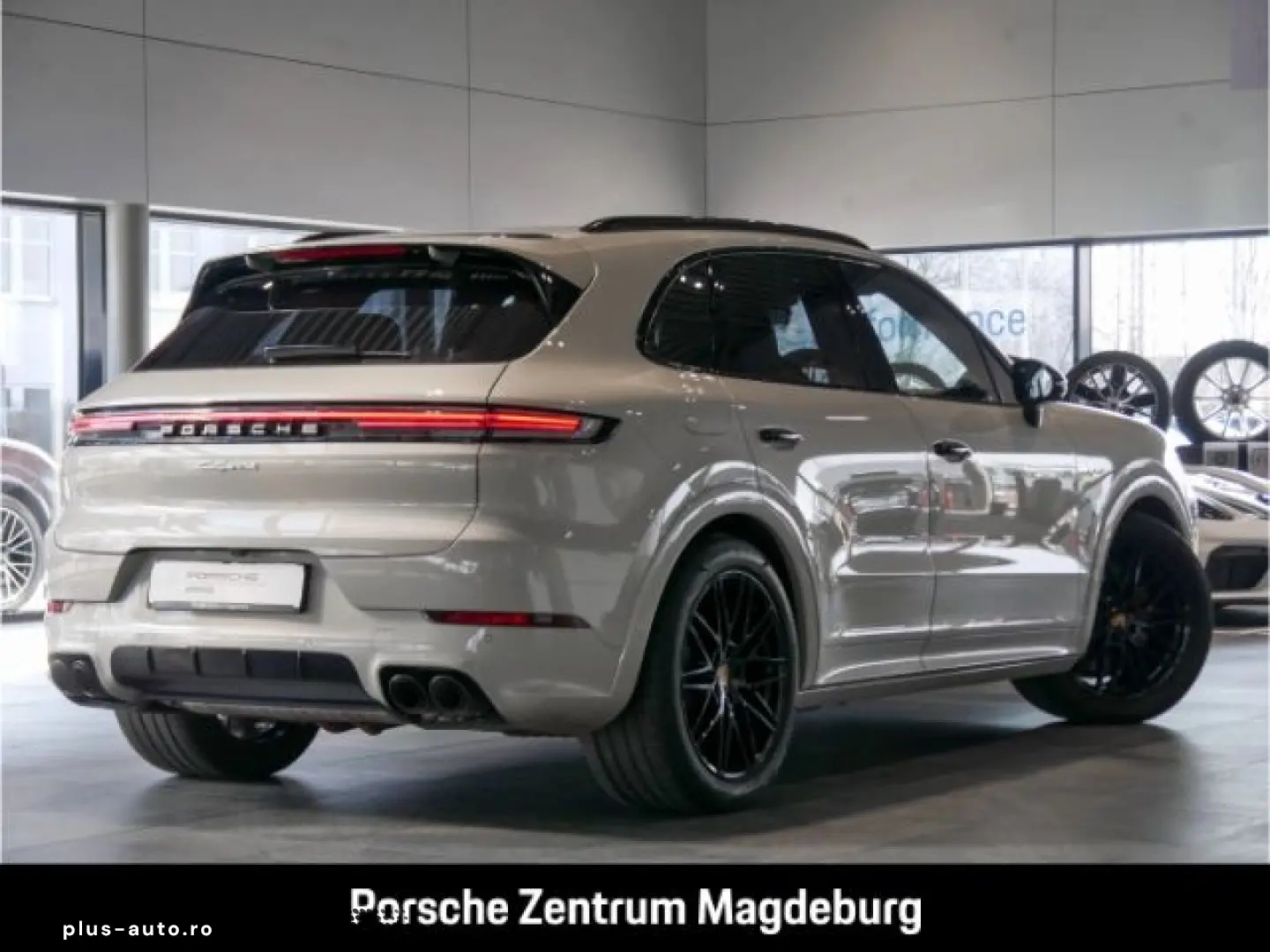 PORSCHE Cayenne E-Hybrid BOSE PANO INNO