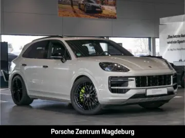 PORSCHE Cayenne E-Hybrid BOSE PANO INNO