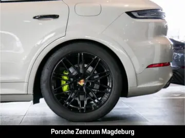 PORSCHE Cayenne E-Hybrid BOSE PANO INNO