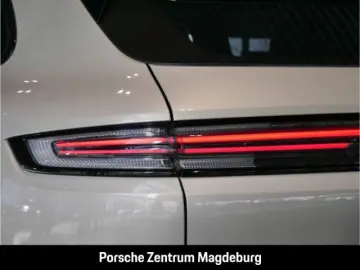 PORSCHE Cayenne E-Hybrid BOSE PANO INNO