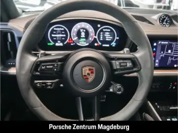 PORSCHE Cayenne E-Hybrid BOSE PANO INNO