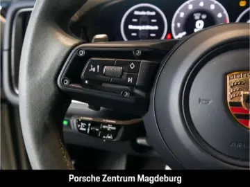 PORSCHE Cayenne E-Hybrid BOSE PANO INNO