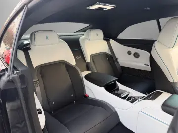 Rolls-Royce Spectre