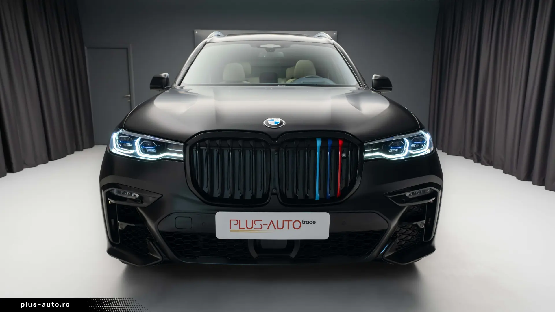 BMW X7 M50i - Individual Bowers & Wilkins