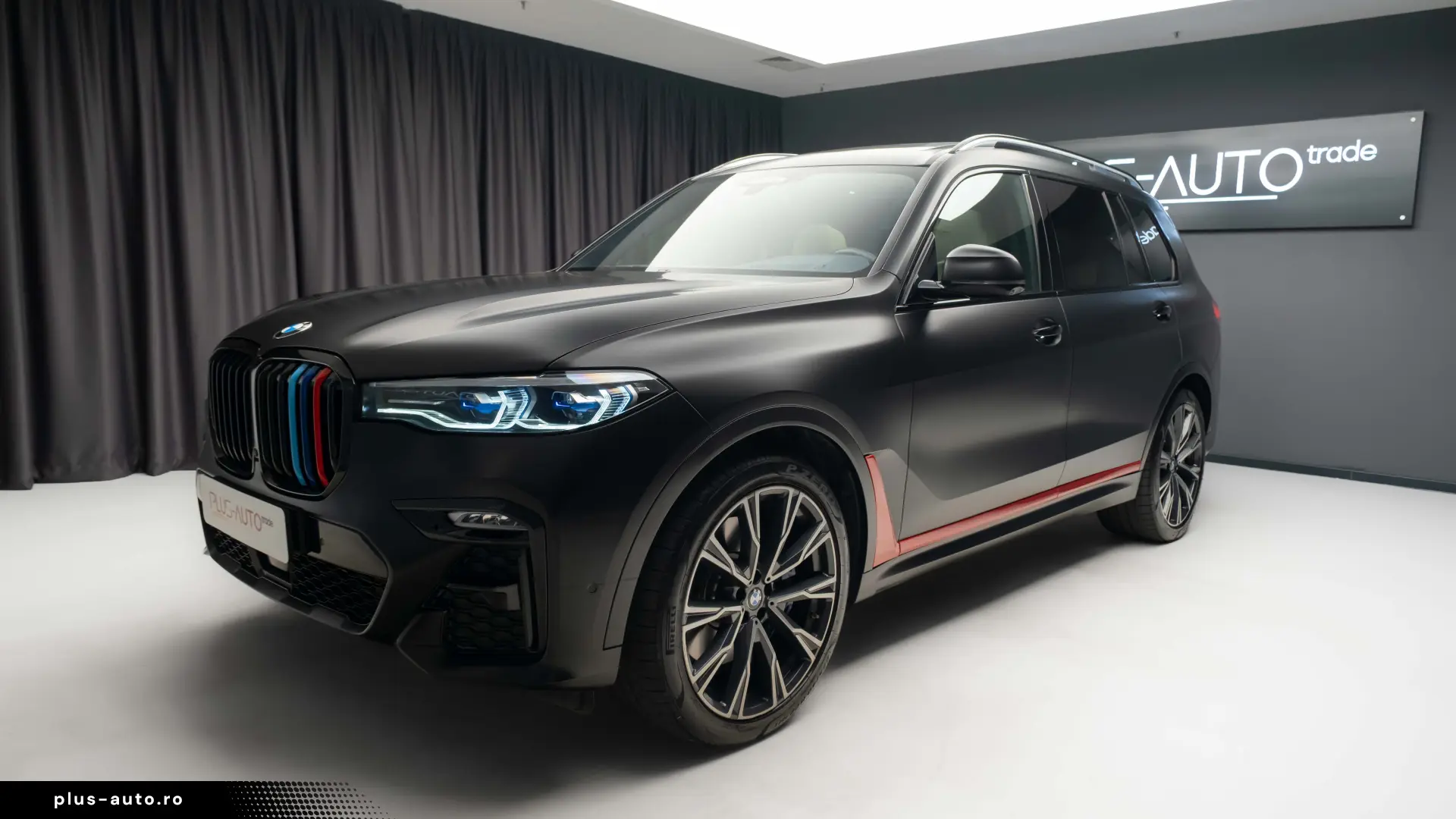 BMW X7 M50i - Individual Bowers & Wilkins