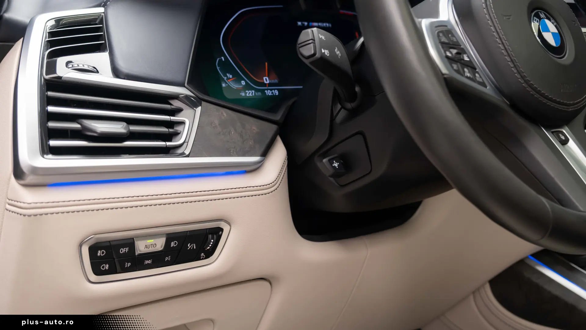BMW X7 M50i - Individual Bowers & Wilkins