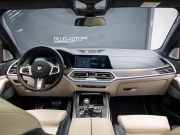 BMW X7 M50i - Individual Bowers & Wilkins