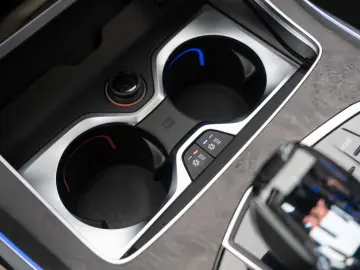 BMW X7 M50i - Individual Bowers & Wilkins
