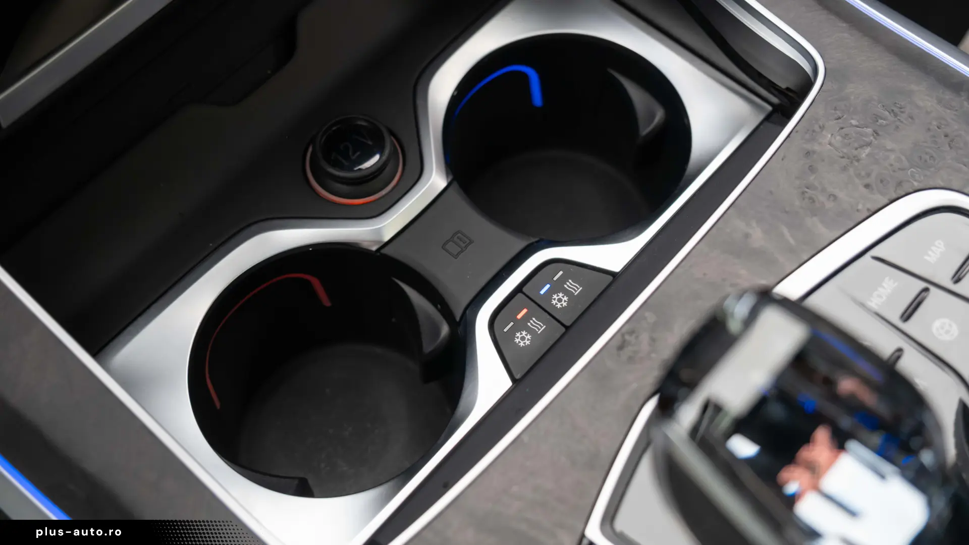 BMW X7 M50i - Individual Bowers & Wilkins
